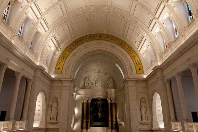 VAN PRIVATE TOUR Fátima, Nazaré & Óbidos - How to Get There