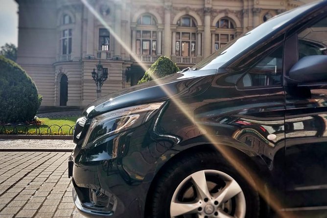 VAN Private Transfer: Krakow Airport - Krakow City - Service Details