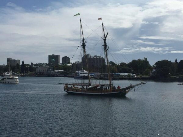Vancouver: Butchart Gardens and Victoria City Tour - Departure and Return