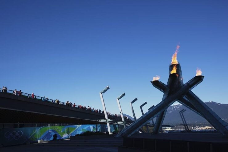 Vancouver City Day Tour: Granville Island & Stanley Park - Itinerary Highlights