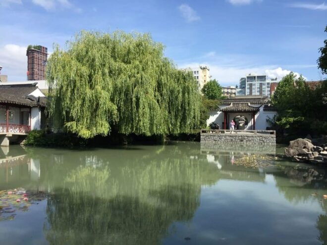Vancouver: City Highlights and Fraser Valley Wine Tour - Exploring Vancouvers Top Attractions