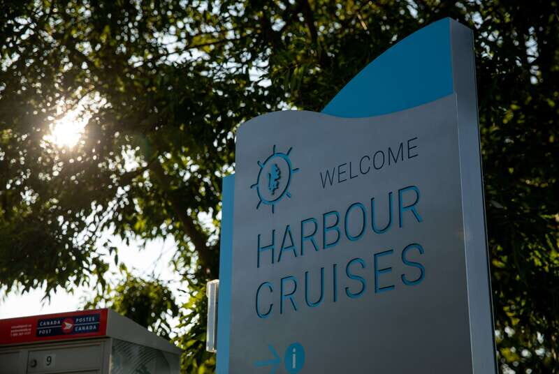 Vancouver: Harbor Sightseeing Cruise - Engaging Intro