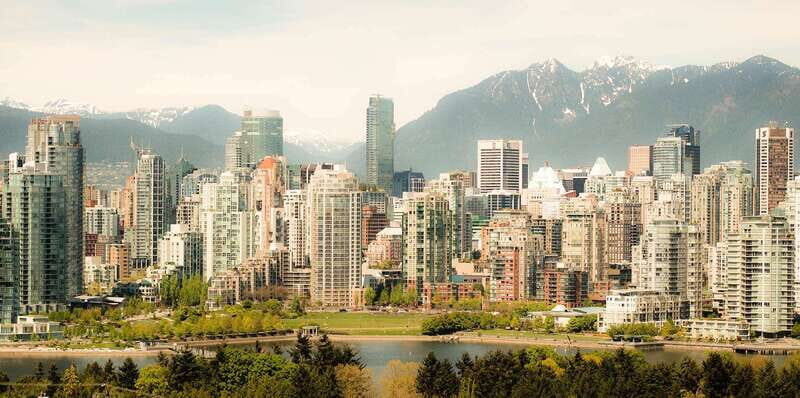 Vancouver Highlights 4-Hour Private Tour - The Olympic Village and Queen Elizabeth Park