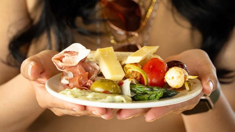 Vancouver - New Year's Eve Cruise - Who Should Consider This Cruise?