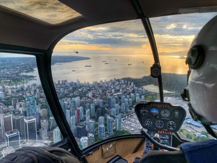 Vancouver/Pitt Meadows: Helicopter Tour Over Vancouver - Experience Highlights