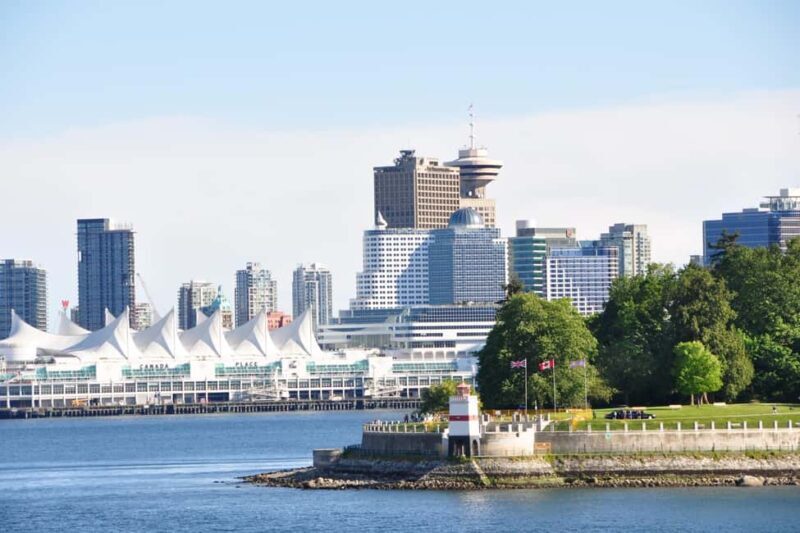 Vancouver: Private City Walking Tour with Seal Boat Tour - FAQ