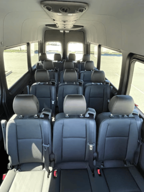 Vancouver: Private Sprinter Van Charter - Service Features