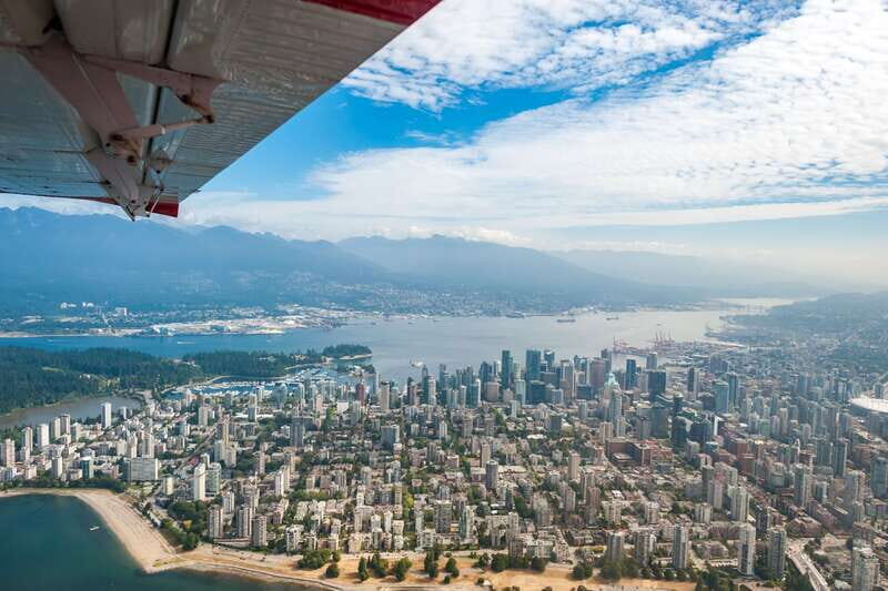 Vancouver: Scenic Panorama Seaplane Tour - The Experience for Different Types of Travelers