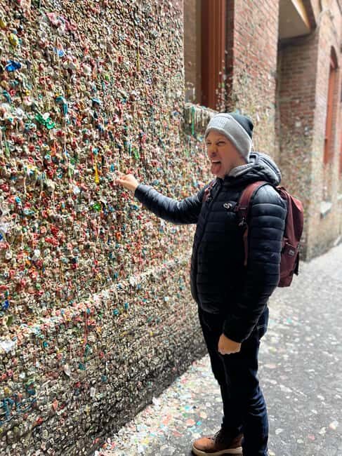 Vancouver: Seattle Day Trip with Guided City Tour - Transportation & Group Size