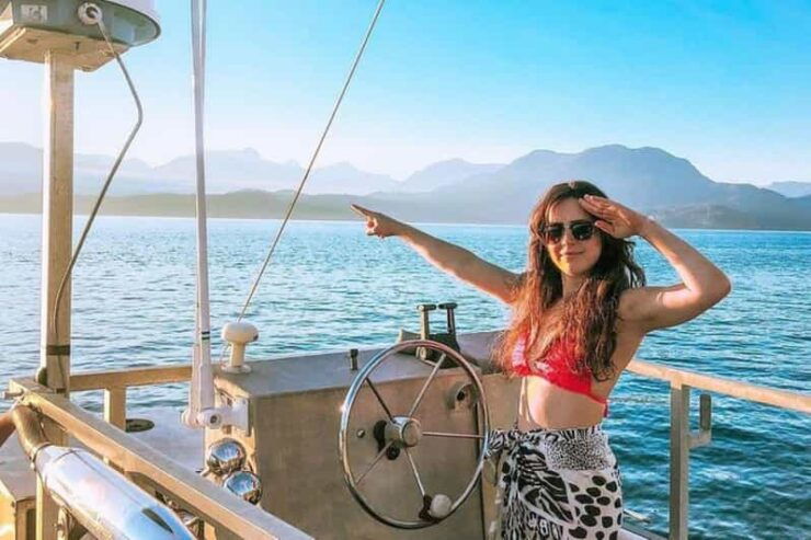 Vancouver: Sunset Boat Cruise With Complementary Bubbly - Good To Know