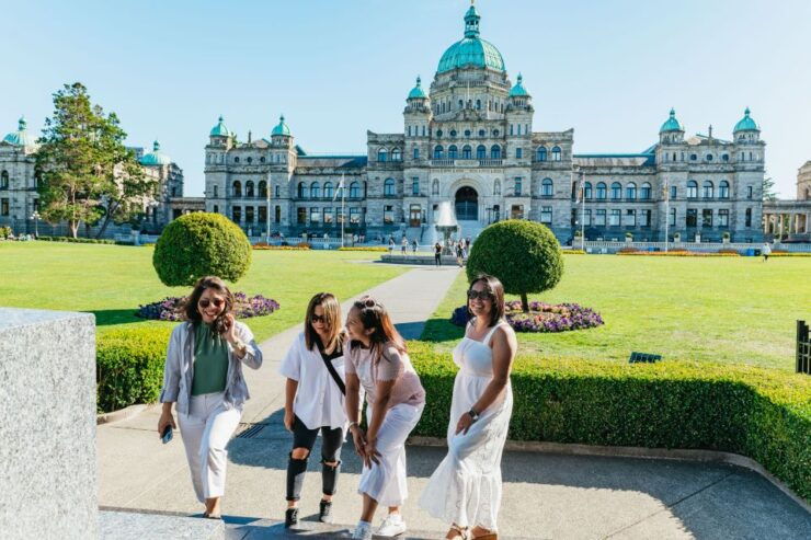 Vancouver to Victoria and Butchart Gardens - Booking Information