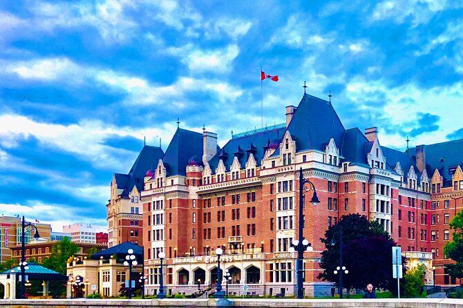 Vancouver-Victoria Tour Visit Craigdarroch Castle and Butchart Garden Private - Transfers and Tours to Craigdarroch Castle