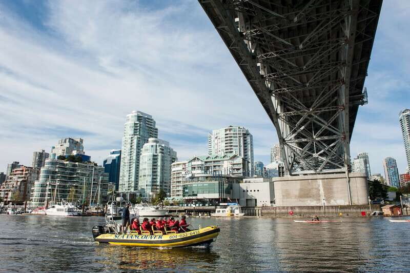 Vancouver: Waterfront Sightseeing Tour - City and Harbour - A Closer Look at the Vancouver Waterfront Sightseeing Tour