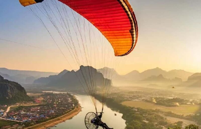 Vang vieng Cloud Walk: Hot Air Balloons and Paragliding Tour - Experiencing Vang Vieng from Above: An Overview
