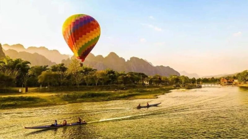 Vang vieng: Longtail boat&Hot Air Balloon&hotel pick-up - An In-Depth Look at the Experience
