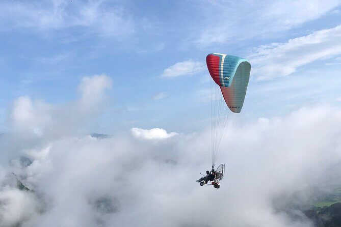 Vang Vieng Paragliding Experience with Pickup - Introduction