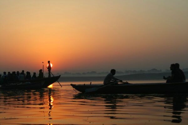 Varanasi: 3-Hour Evening Aarti Tour With Boat Ride - Customer Reviews and Recommendations