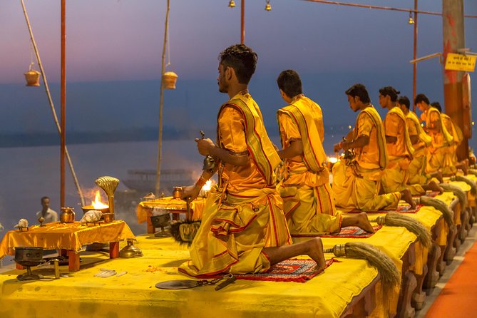 Varanasi Boat Ride and Ancient Temples Day Tour With Breakfast - Group Discount Options