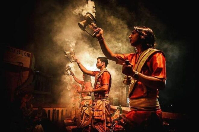 Varanasi Day Trip Ganga Aarti - Dhamek Stupa