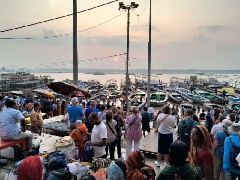 Varanasi: Fragrance, Essential Oil, and Food Walking Tour - Hidden Temples and Cultural Corners