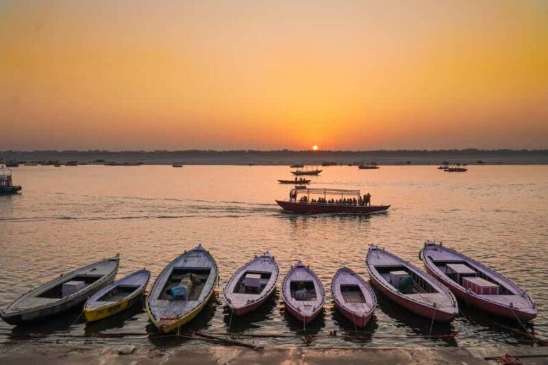 Varanasi: Full-Day City Tour w/Sunrise Boat Ride and Aarti - A Detailed Look at the Tour Experience