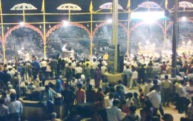 Varanasi Full-Day Private Tour With Sarnath and Ganga Aarti - Activity Description and Flexibility