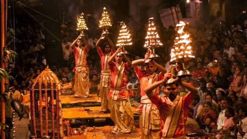 Varanasi: Ganga Aarti Boat Ride at Dashashwamedh Ghat - What’s Not Included