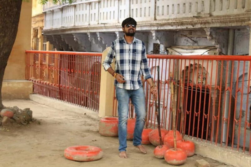 Varanasi: Ganges River Sunrise and Morning Walking Tour - Good To Know