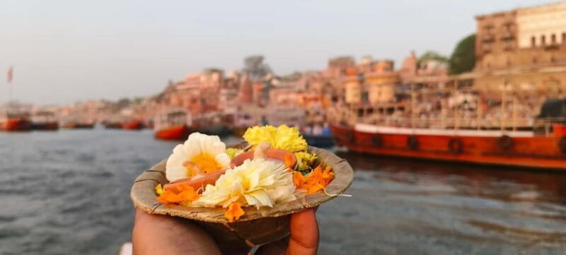 Varanasi: Morning Tour Sunrise, Ceremony, Temple & Boat - The Sum Up