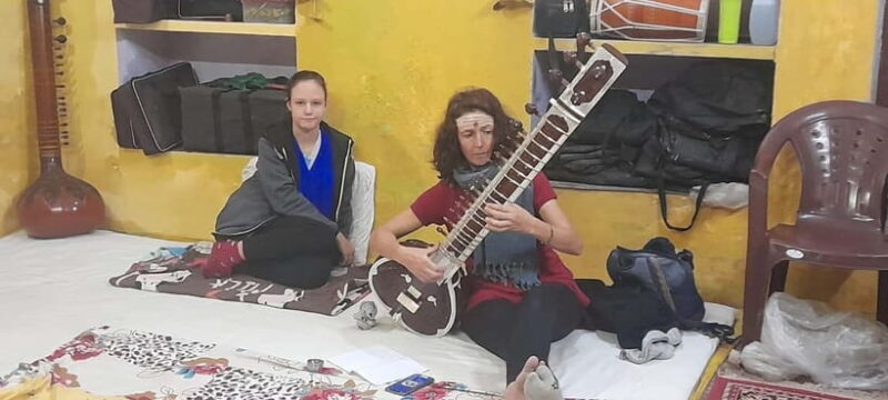 Varanasi: Music Lessons for Sitar, Tabla and Harmonium - Good To Know