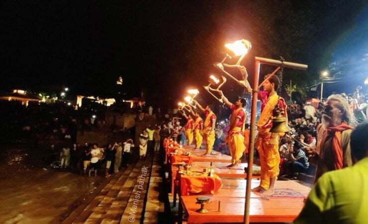 Varanasi: Night Boat Ride, Aarti Ceremony and Dinner - Experience Highlights