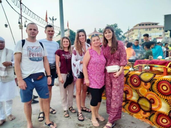 Varanasi: Private City Highlights Day Tour & Ganges Cruise - Tips and Feedback From Customers