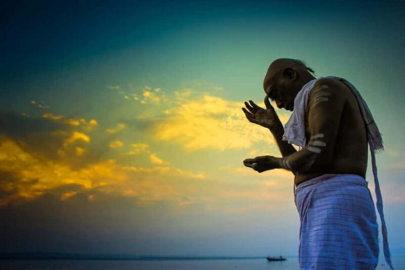 Varanasi: Sunrise Boat Tour & Ghats Experience - An Authentic Morning in Varanasi