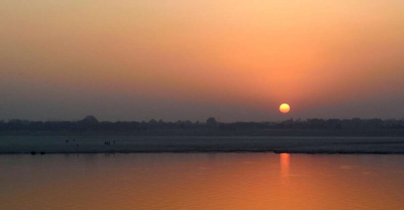 Varanasi: Sunrise Boat Tour with Arti Ceremony - The Itinerary in Detail