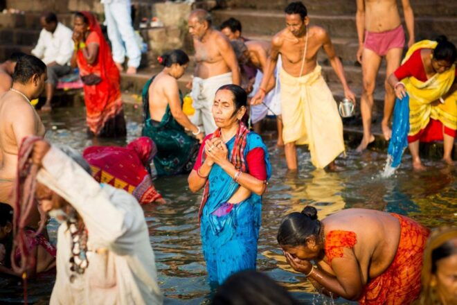 Varanasi. Sunrise & Morning Down Town. Walking Tour - Inclusions