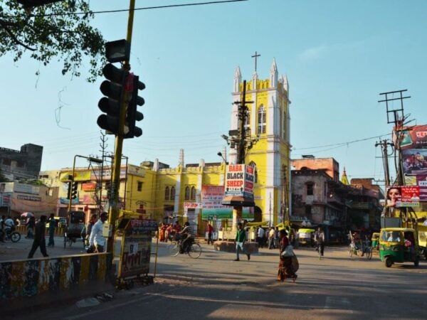 Varanasi Walking Tour With Local Snacks - Insider Knowledge and Guidance