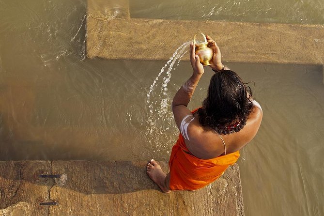 Varanasi:Sunrise Tour With Ganga Aarti,Akhada Visit,Ancient Stepwell & Breakfast - Price and Cancellation Policy