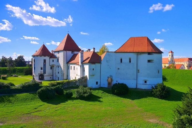 Varazdin Baroque Town & Trakoscan Castle, Small Group From Zagreb - Meeting Point and Transportation