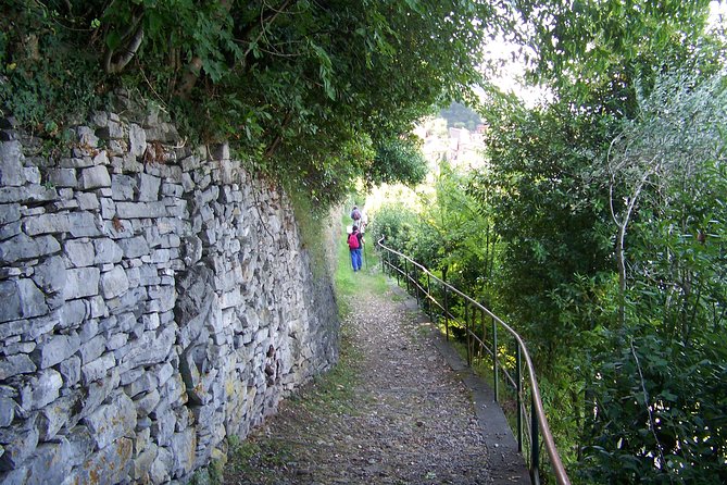 Varenna on the Como Lake, the Villa Monastero and the Patriarchs Greenway Path - The Sum Up