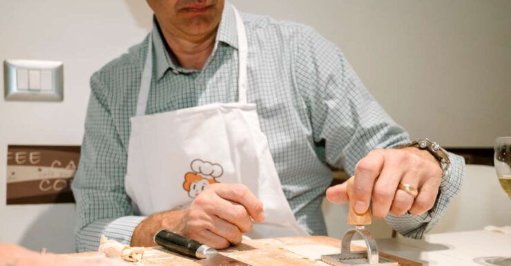 Varenna: Small-Group Pasta and Tiramisu Class With Drinks - Good To Know