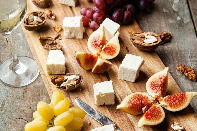 Varied Cheese Tasting With Production and Wine in Kournas - Meeting and Pickup