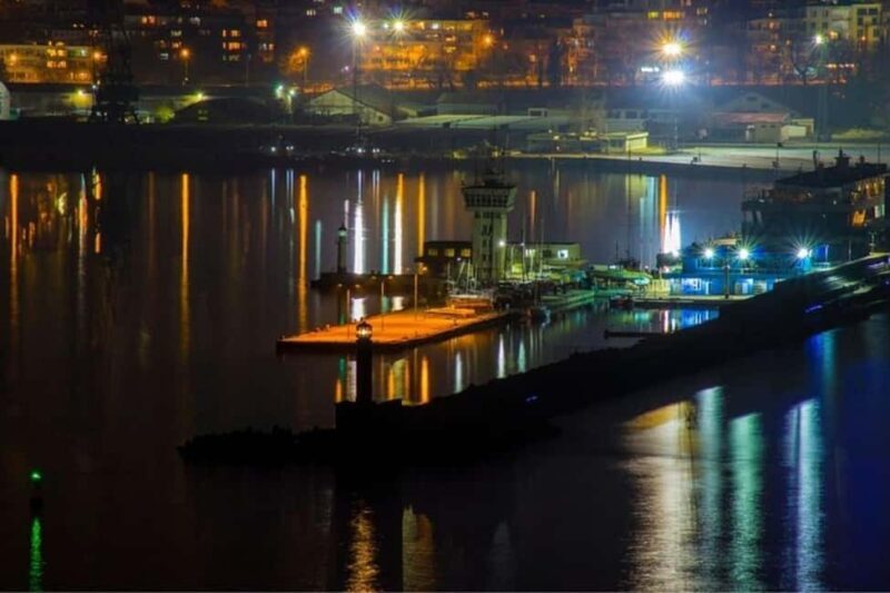 Varna: Private Custom Walking Tour with a Local Guide - The Experience – Walking Through Varna