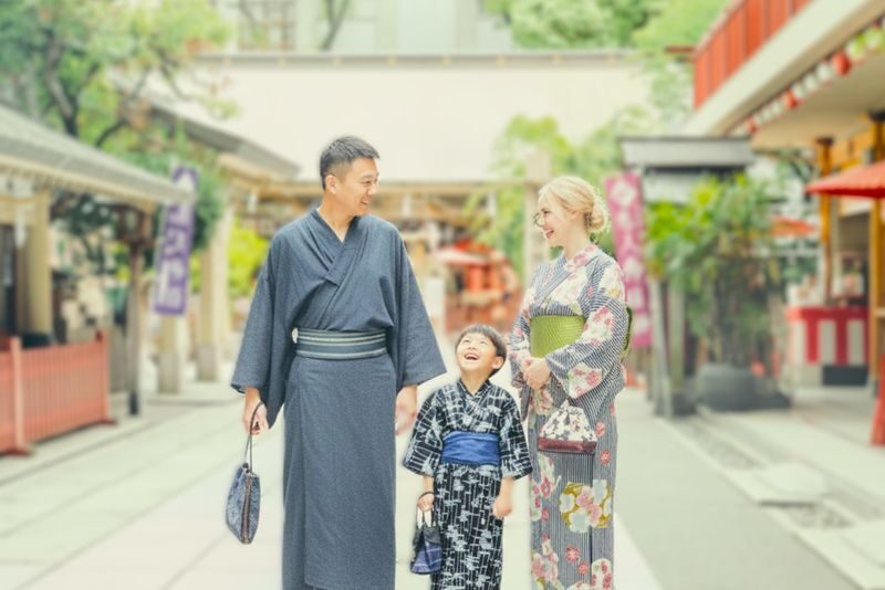 VASARA Kimono and Yukata Rental in Kurashiki - A traditional outfit in a town made for a slow walk