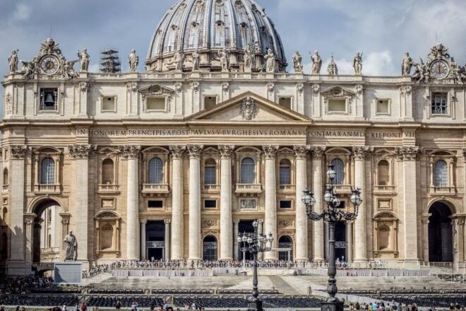 Vatican City: St. Peters Basilica Audio Guide - Tour Highlights