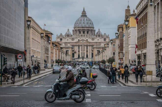 Vatican City Walking Tour With Sistine Chapel - Important Information