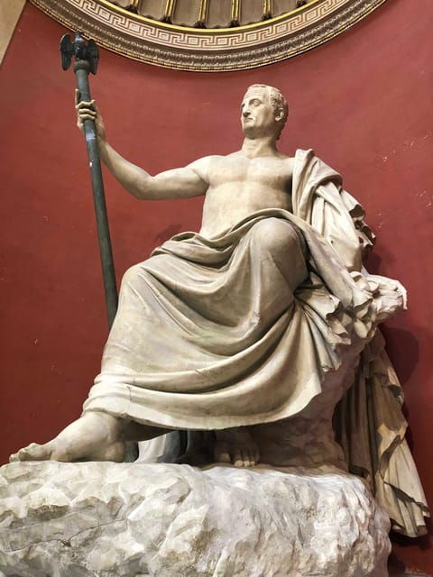 Vatican: Guided Tour in Chinese between Vatican Museums and St. Peter's Basilica - Practical Tips for Your Tour Day