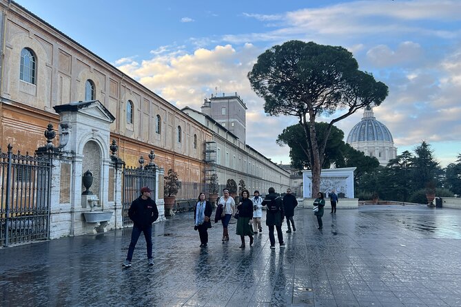 Vatican Museums Alone: Semi-Private Early Entry Tour & Breakfast - Breakfast Experience