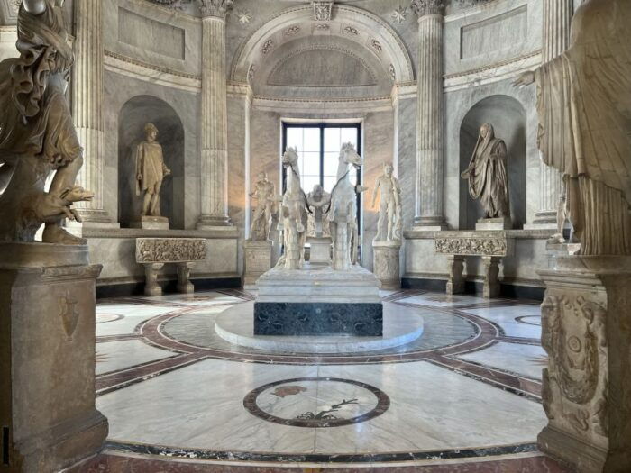 Vatican: Museums, Raphaels Rooms & Sistine Chapel Tour - Tips for an Enjoyable Experience
