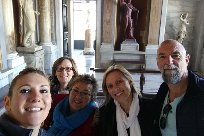 Vatican Museums & St. Peters Basilica: Small Group Tour - St. Peters Basilica