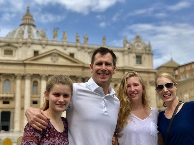 Vatican: Private Early Morning, Sistine Chapel Raphael Rooms - Inclusions